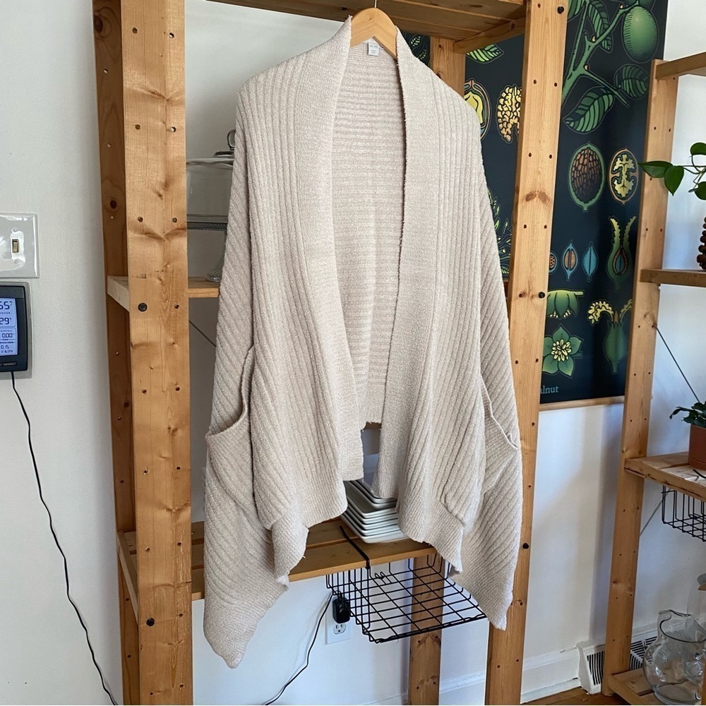 Barefoot Dreams Beige CozyChic Lite Weekend Sweater Wrap - Picture 5 of 12